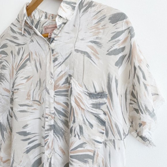 Philosophy, Women's Short Sleeve Button Down Shirt, Light Tan Size Medium - Picture 5 of 8